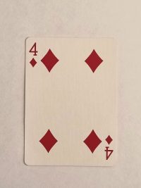 Artículo de Prueba, Carta Cuatro de Diamantes